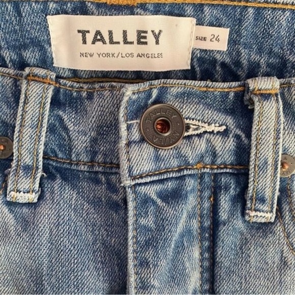 Talley New‎ York High Rise Distressed Jeans - Picture 4 of 9